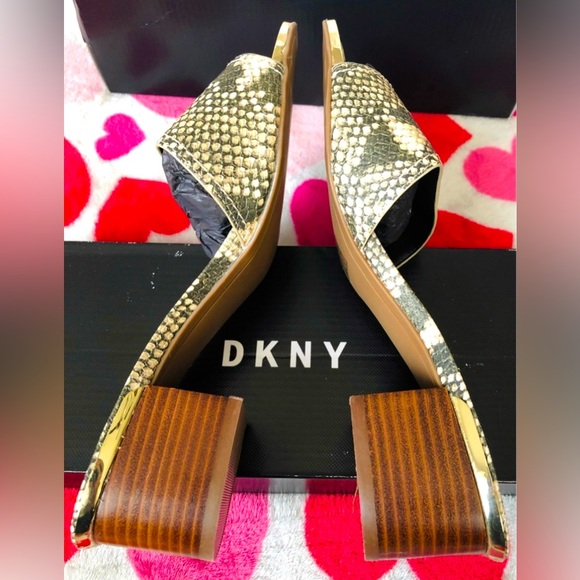 DKNY Dress Sandals ~ NEW - Picture 3 of 6